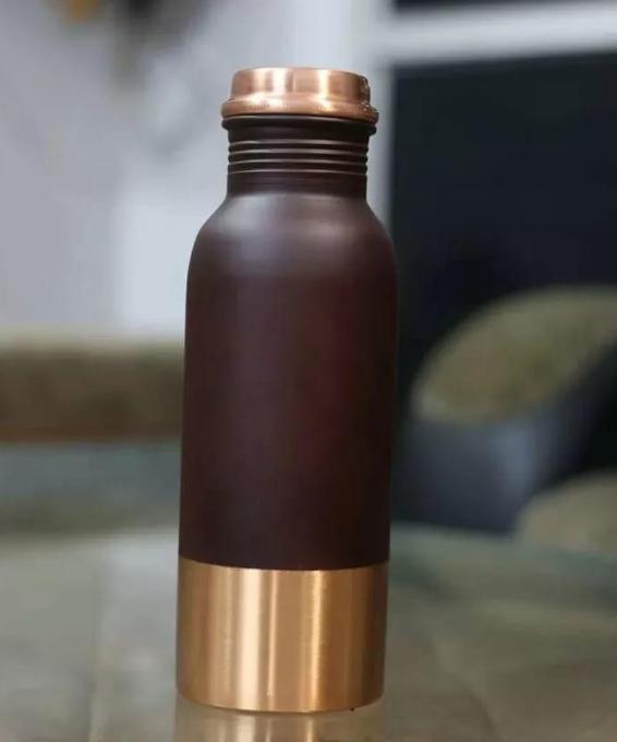 Chocolate Brown Insulated Bottle – Copper Luxe Edition